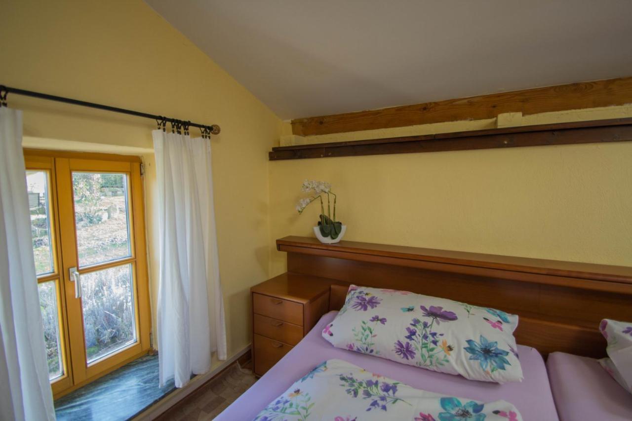 Haus Falkenhof Knüllwald Εξωτερικό φωτογραφία