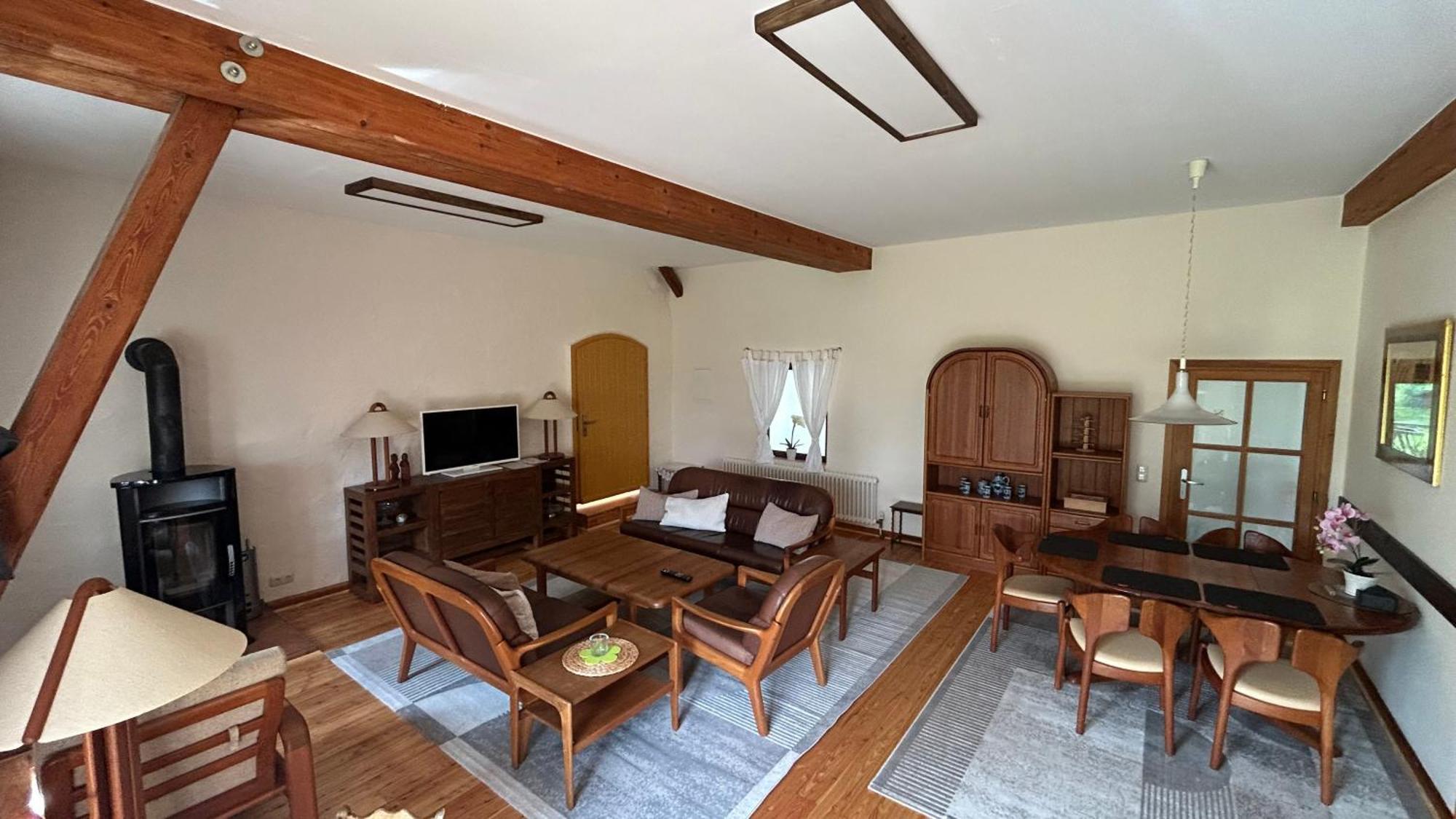 Haus Falkenhof Knüllwald Εξωτερικό φωτογραφία